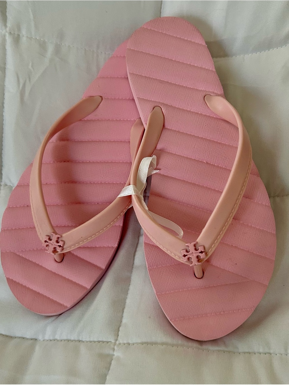 Tory Burch Kira Light Pink Quilted Flip Flop Sandals - Picture 4 of 5